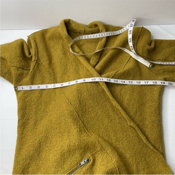 Eileen Fisher Open Draped Front Cardigan Green Merino Wool Zip Pockets Size S - Picture 7 of 8